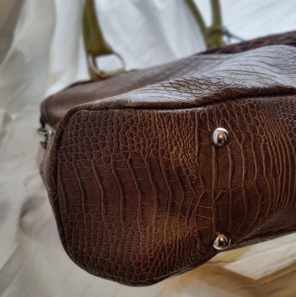 Mito Milan Overnight Bag EUC ❤️ - Picture 12 of 17